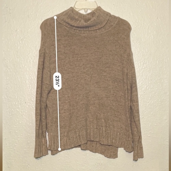 Knox Rose cream, colored, ultrasoft, cow, neck, sweater, size medium - Picture 7 of 8